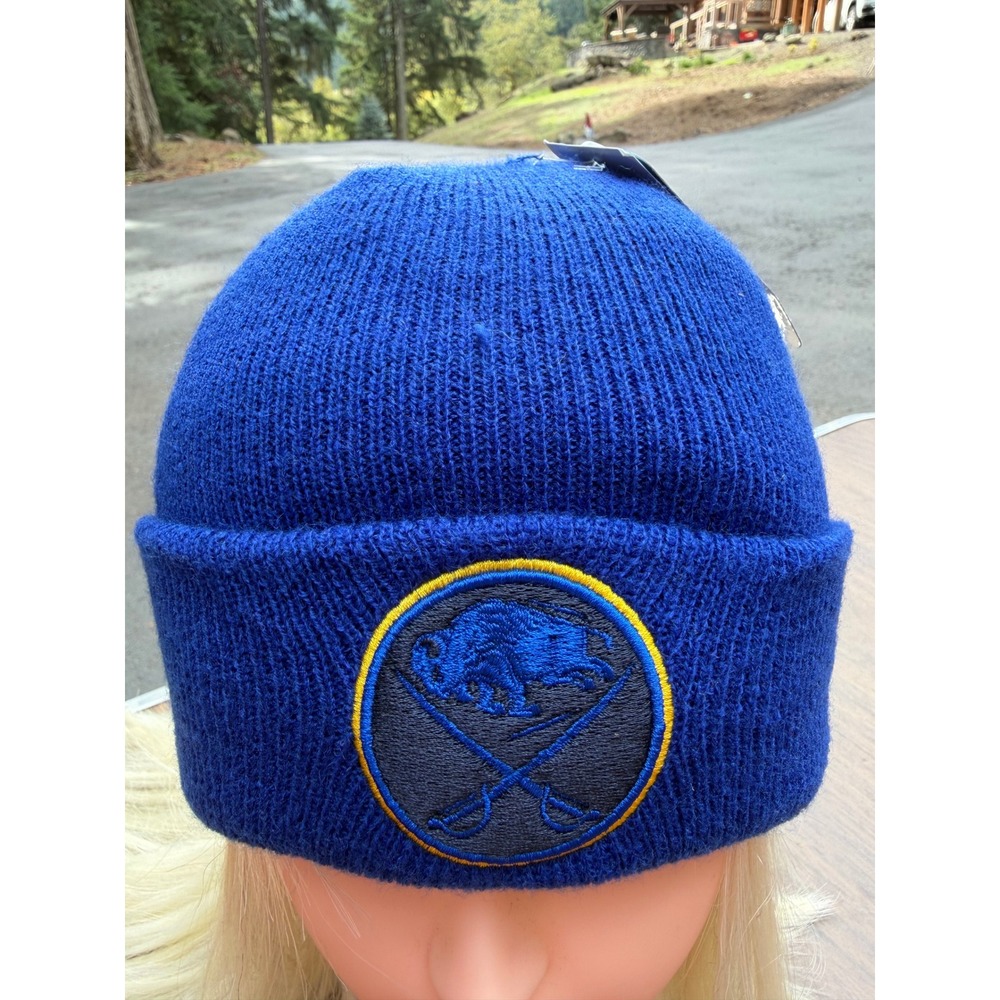 Buffalo Sabres NHL YOUTH Knit Cuffed Beanie Hat Royal Blue OS NWT